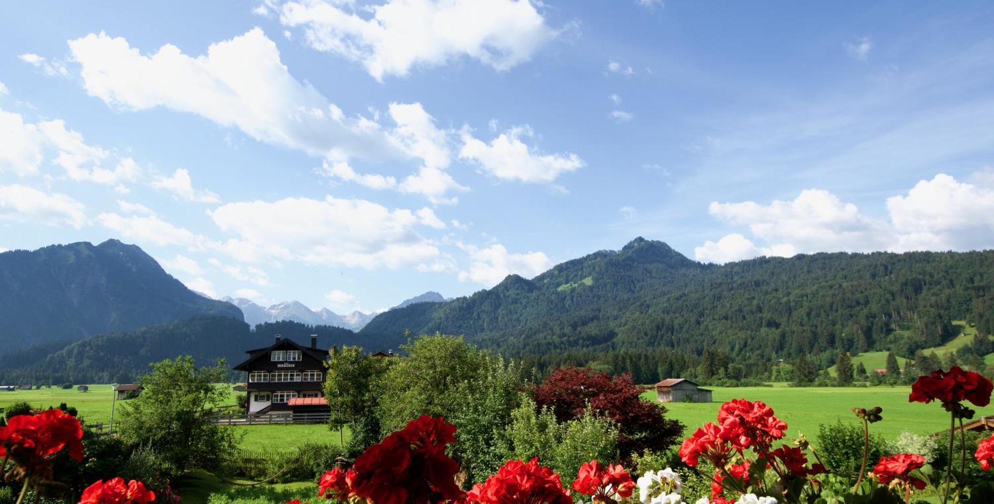 Haus Jahreszeiten Oberstdorf Exterior foto